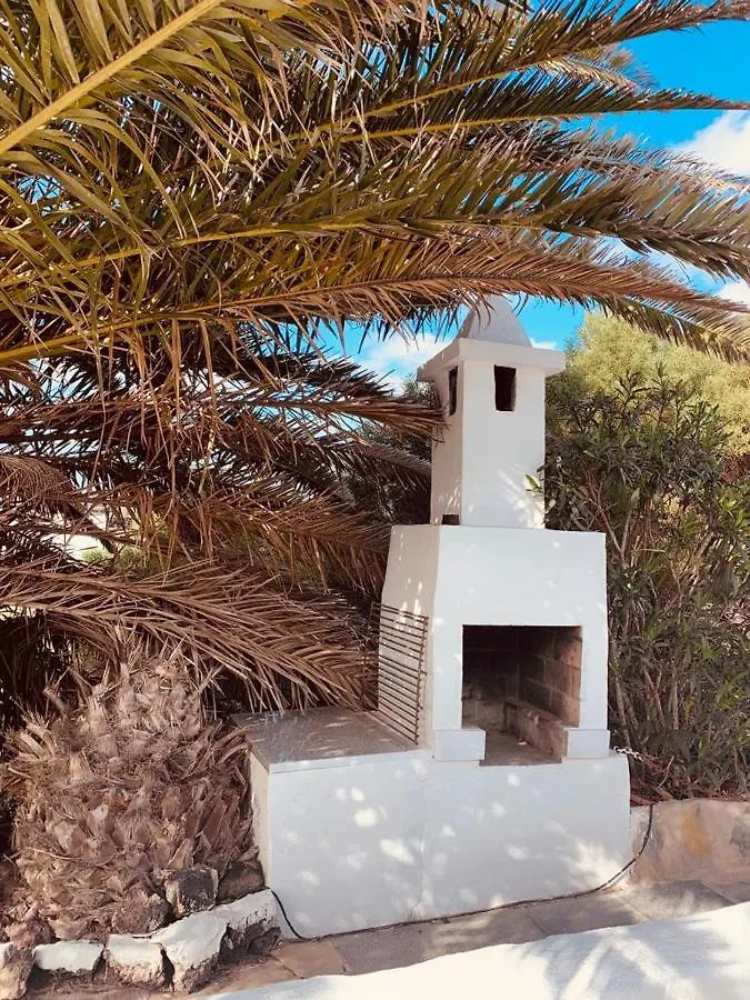 Villa Campo Y Lava Tías Сasa de vacaciones